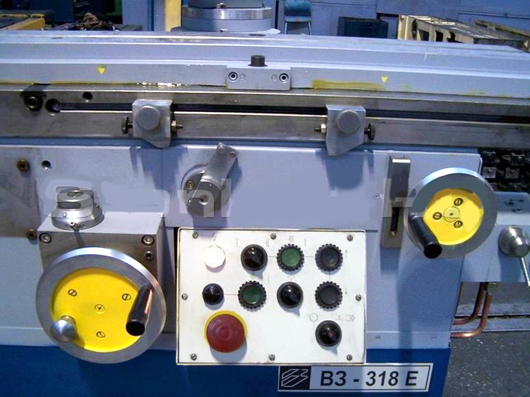 Загальний вигляд заточувального верстата ВЗ-318е